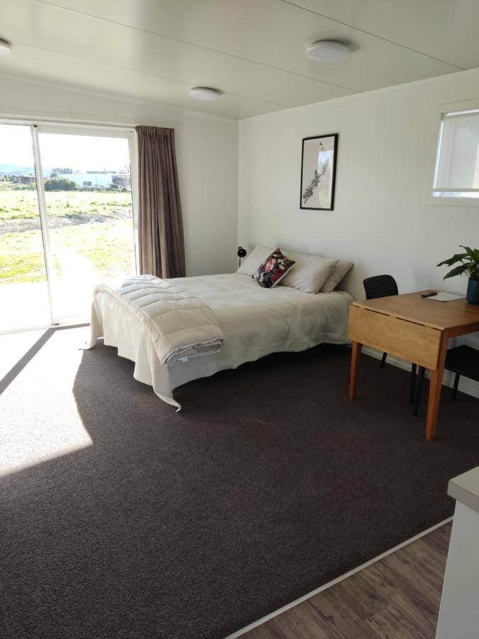 Studios On Carroll - Ex Ferry Hotel Wairoa Exterior photo